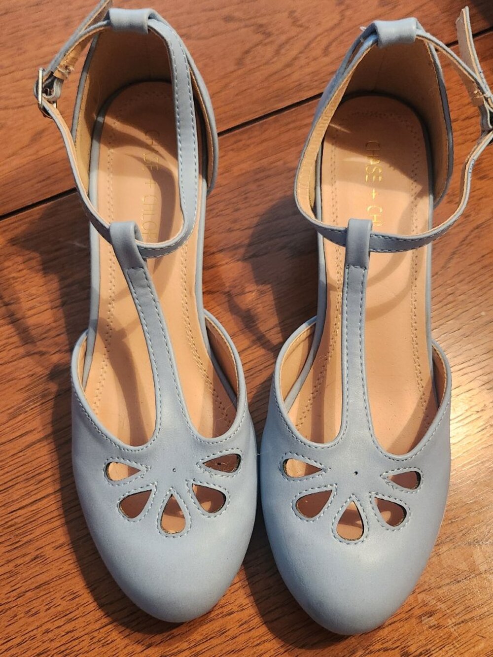 Chase and Chloe Retro-style heels. Like new